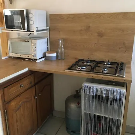 Meuble Equipe D'une Climatisation Fréjus